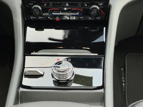 New 2025 Jeep Grand Cherokee L Limited image 14