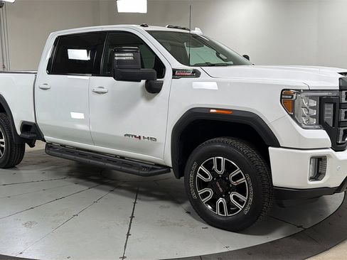 Used 2022 GMC Sierra 3500 AT4 w/ AT4 Preferred Package image 3