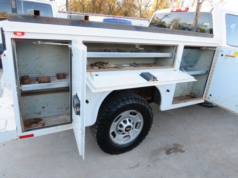 Used 2018 Chevrolet Silverado 2500 W/T w/ WT Fleet Convenience Package AWD/4WD image 30