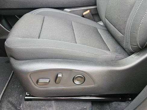 New 2026 Chevrolet Traverse LT w/ Sun and Wheel Package image 4