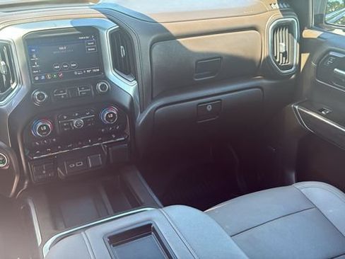 Used 2022 Chevrolet Silverado 1500 LTZ w/ Technology Package AWD/4WD image 28
