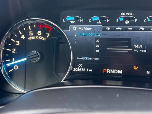 Used 2019 Ford F150 Lariat w/ Equipment Group 502A Luxury image 19