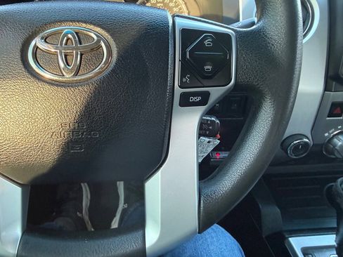 Used 2015 Toyota Tundra SR5 image 31