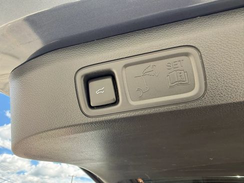 Used 2022 Ford Expedition XLT AWD/4WD image 40