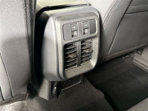Used 2025 Ford Bronco 4-Door AWD/4WD image 31