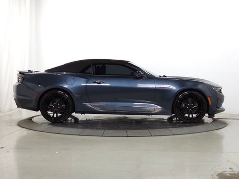 Used 2021 Chevrolet Camaro LT w/ RS Package RWD image 10