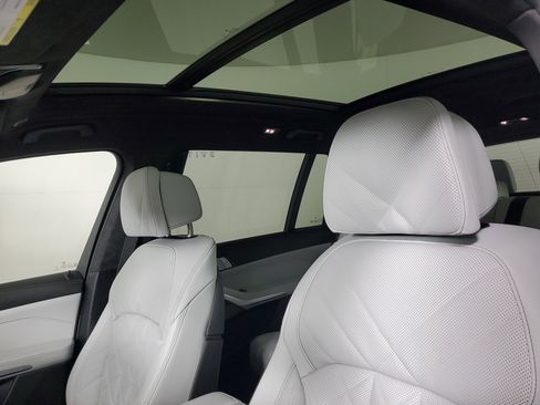 Certified 2026 BMW X7 xDrive40i image 21