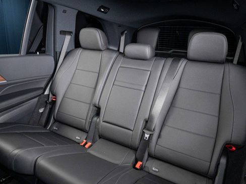 Certified 2025 Mercedes-Benz GLS 450 4MATIC image 29