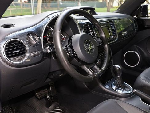 Used 2013 Volkswagen Beetle 2.0T image 31