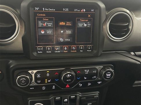 Used 2019 Jeep Wrangler Unlimited Sahara w/ Dual Top Group image 26