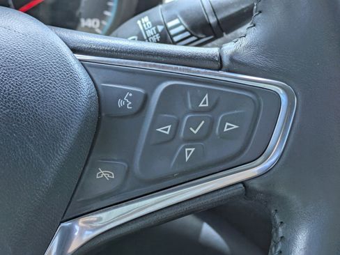 Used 2021 Chevrolet Malibu RS FWD image 19