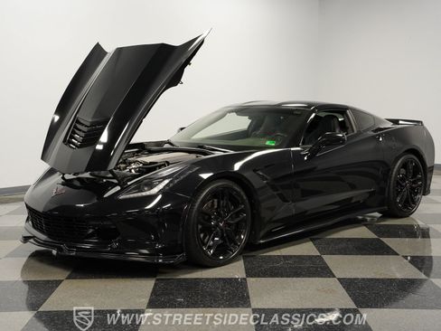 Used 2015 Chevrolet Corvette Stingray Coupe RWD image 32