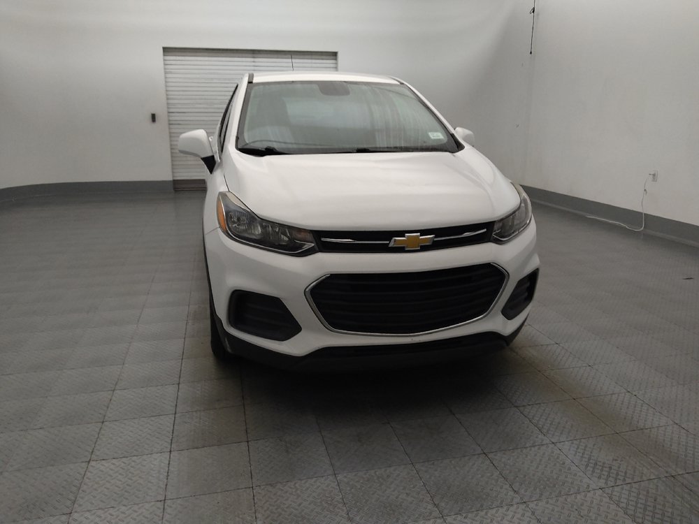Used 2020 Chevrolet Trax LS w/ LPO, Protection Package FWD image 14