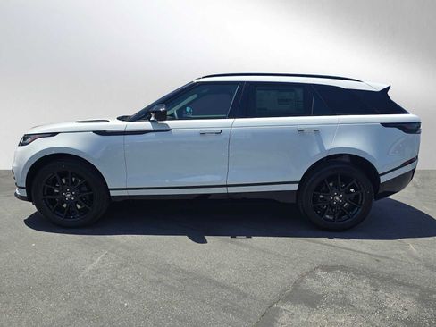 Certified 2026 Land Rover Range Rover Velar Dynamic SE image 2