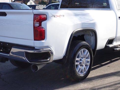 Used 2022 Chevrolet Silverado 2500 W/T w/ WT Convenience Package AWD/4WD image 12
