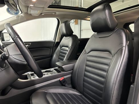 Used 2022 Ford Edge SEL w/ Convenience Package AWD/4WD image 25