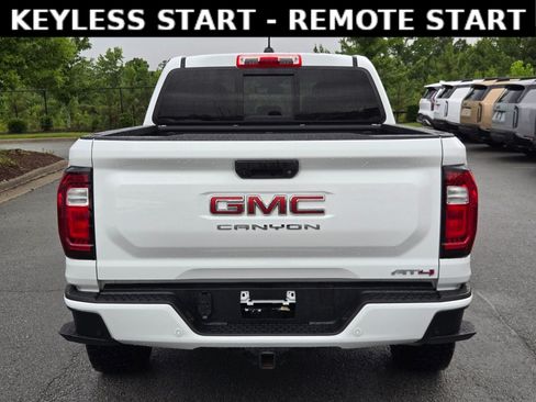 Used 2024 GMC Canyon AT4 w/ Canyon Safety Plus Package AWD/4WD image 6