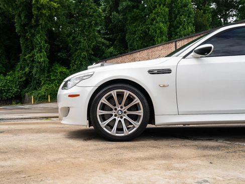Used 2008 BMW M5 RWD image 3