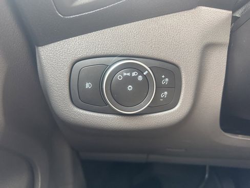 Used 2019 Ford Transit Connect XLT w/ Trailer Tow Package image 32