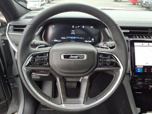 Used 2024 Jeep Grand Cherokee Overland w/ Trailer Tow Package image 19