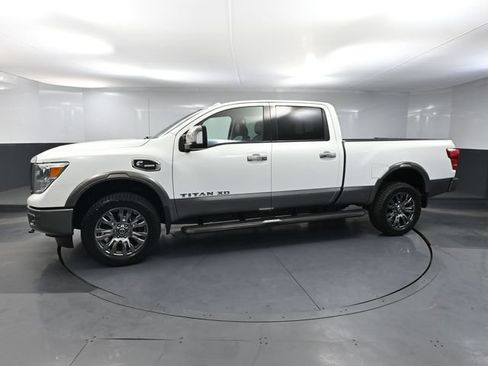 Used 2017 Nissan Titan Platinum Reserve AWD/4WD image 10