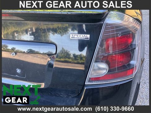 Used 2012 Nissan Sentra 2.0 SR w/ Special Edition Pkg image 5