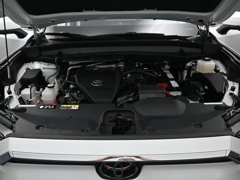 Used 2024 Toyota Grand Highlander AWD image 40