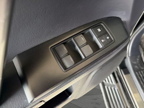 Certified 2023 Lexus GX 460 Premium AWD/4WD image 9