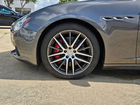 Used 2015 Maserati Ghibli RWD image 19
