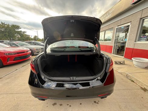 Used 2020 Alfa Romeo Giulia Ti w/ Nero Edizione RWD image 21