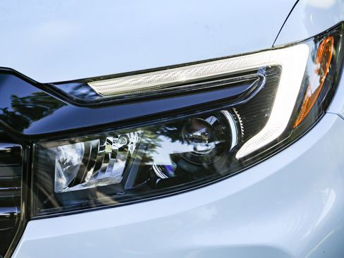 New 2025 Honda Ridgeline Black Edition image 4