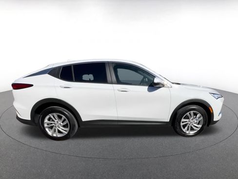 Used 2025 Buick Envista Preferred image 15