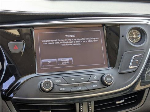 Used 2017 Buick Envision Preferred image 10