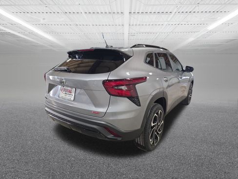 New 2026 Chevrolet Trax RS w/ Driver Confidence Package image 6