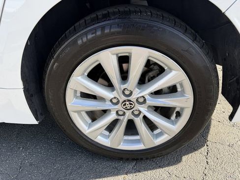 Used 2023 Toyota Corolla XLE image 40