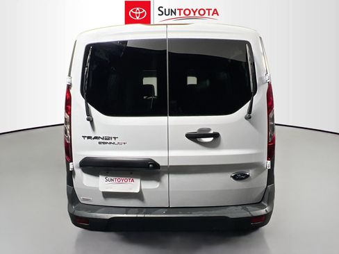 Used 2022 Ford Transit Connect XL image 5