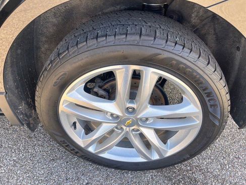 Used 2020 Chevrolet Equinox Premier image 12