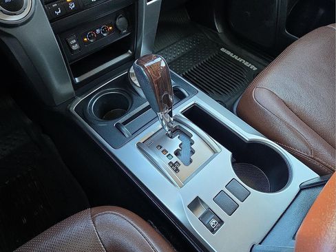 Used 2018 Toyota 4Runner Limited image 25