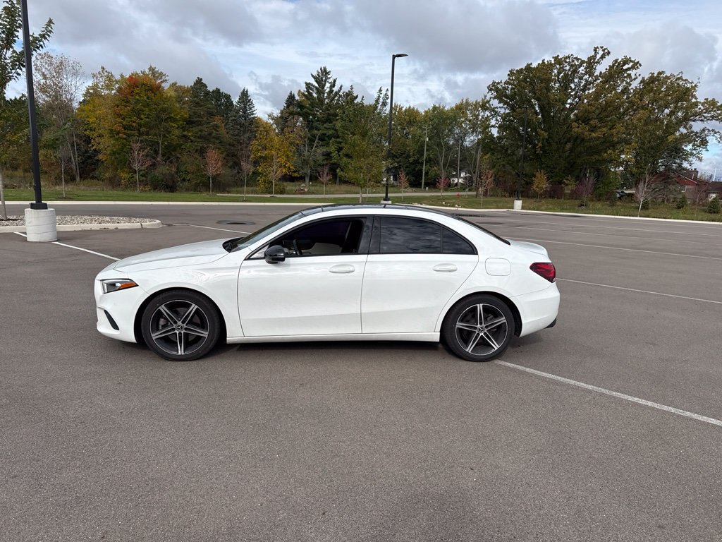 Used 2019 Mercedes-Benz A 220 4MATIC image 5