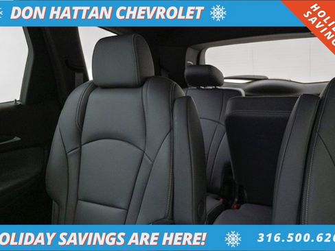 Used 2023 Buick Enclave Premium w/ Experience Buick Package image 18