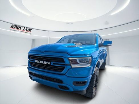 Used 2022 RAM 1500 Laramie w/ Sport Appearance Package image 6