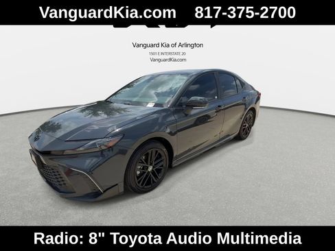 Used 2026 Toyota Camry SE FWD image 4