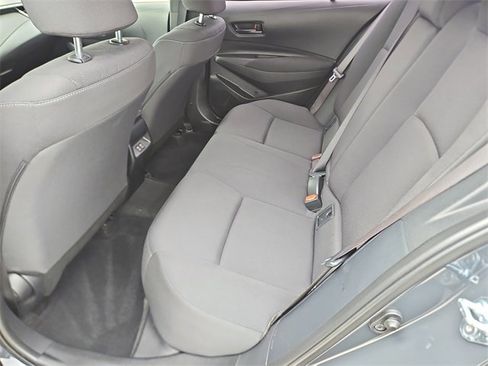 Used 2023 Toyota Corolla LE image 21