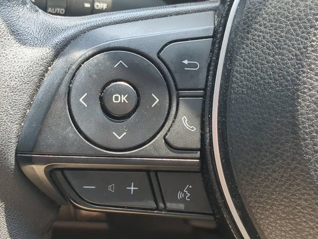 Used 2021 Toyota RAV4 XLE Premium AWD/4WD image 24