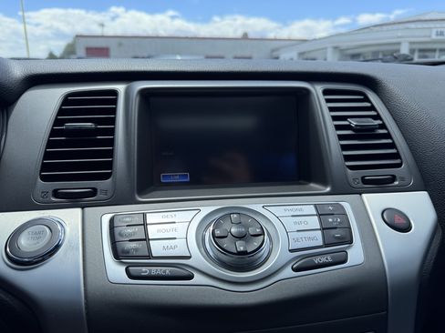 Used 2014 Nissan Murano LE w/ Platinum Edition Package AWD/4WD image 24