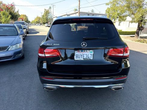 Used 2017 Mercedes-Benz GLC 300 image 5