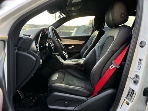 Used 2022 Mercedes-Benz GLC 43 AMG 4MATIC image 15