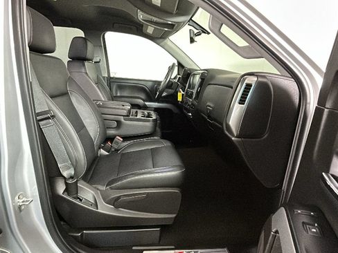 Used 2018 Chevrolet Silverado 1500 LT w/ Redline Edition AWD/4WD image 35