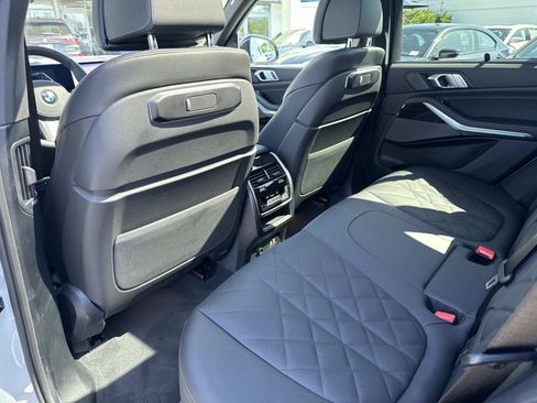 Used 2026 BMW X5 xDrive40i w/ M Sport Package AWD/4WD image 10