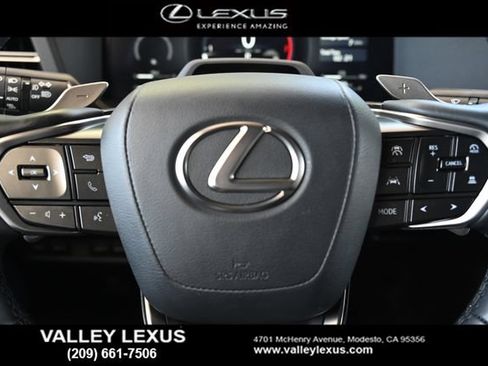 Used 2025 Lexus GX 550 AWD/4WD image 10